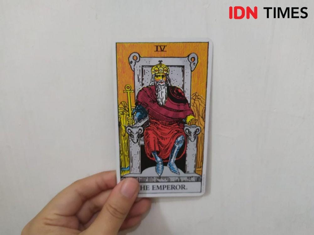 Tarot Card (IDN Times/Aldzah Fatimah Aditya)