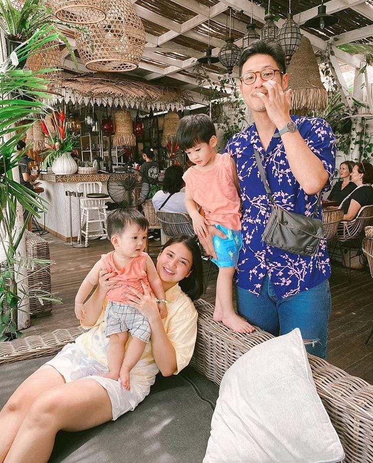 instagram.com/putrititian