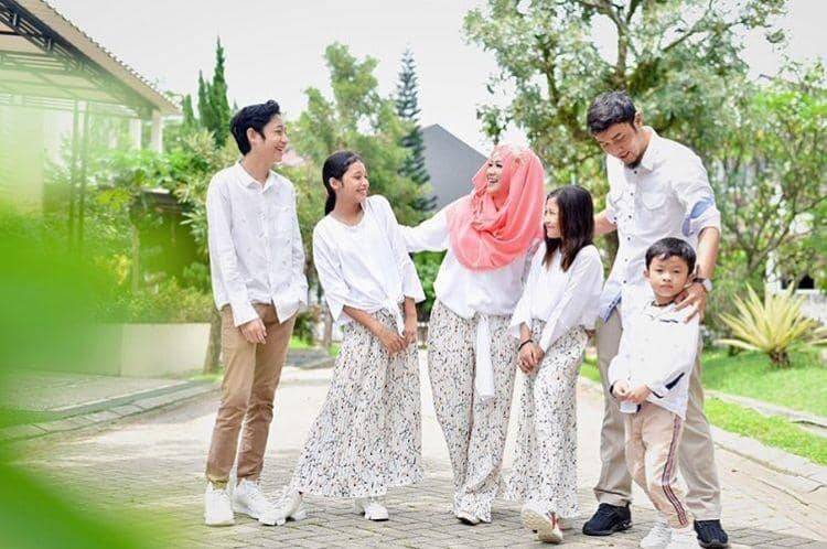 instagram.com/okieagustina_