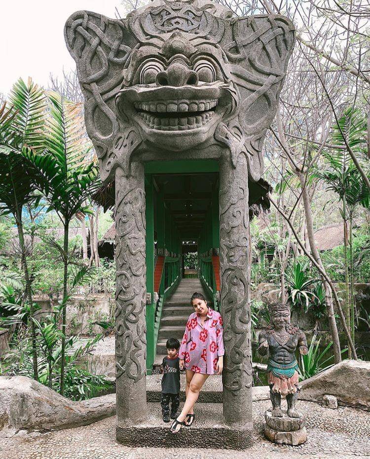 instagram.com/putrititian