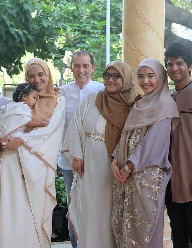 instagram.com/fenny.beauty