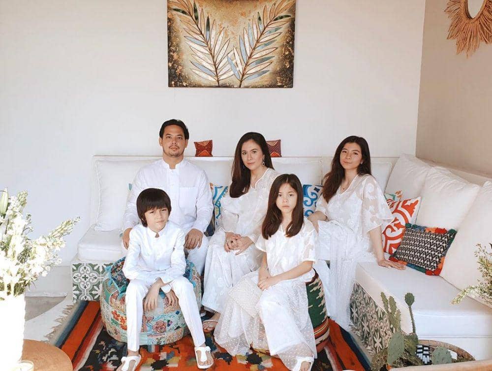 instagram.com/sharazaaa