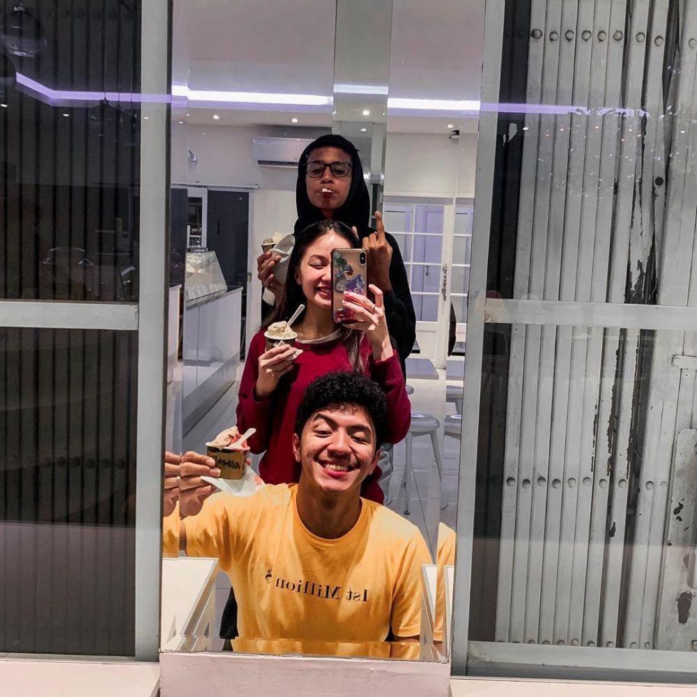 Instagram.com/bellagap