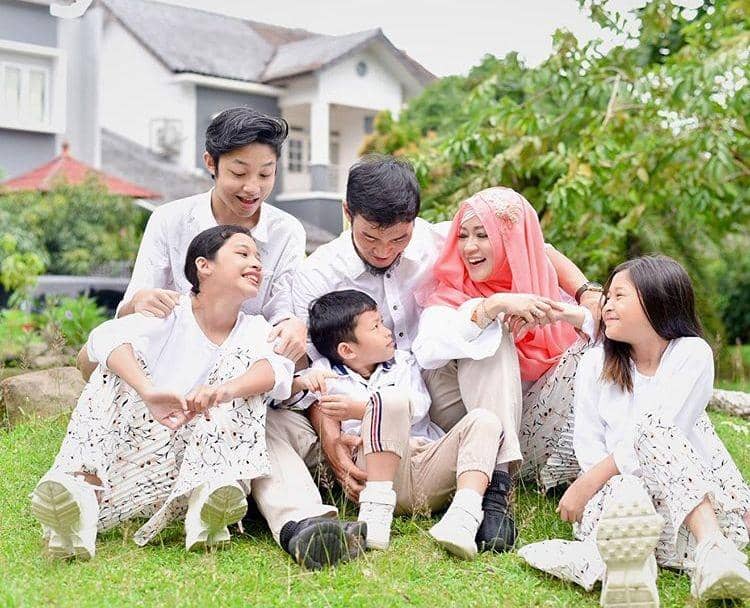 instagram.com/okieagustina_