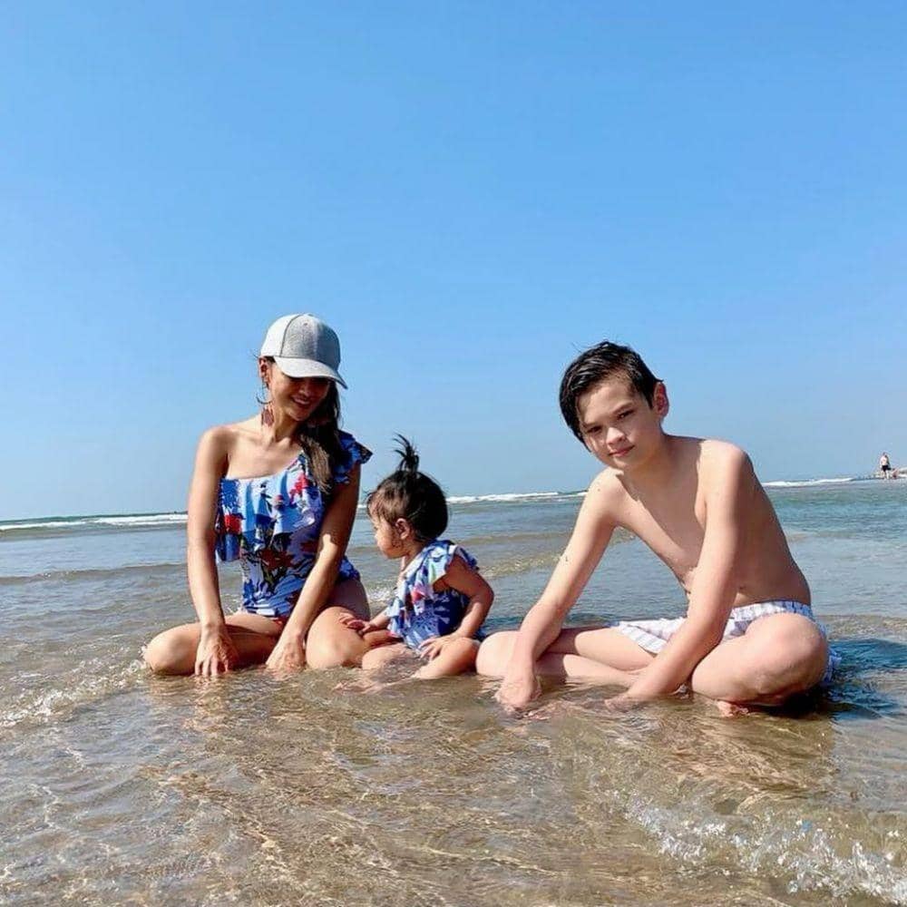 instagram.com/farahquinnofficial/