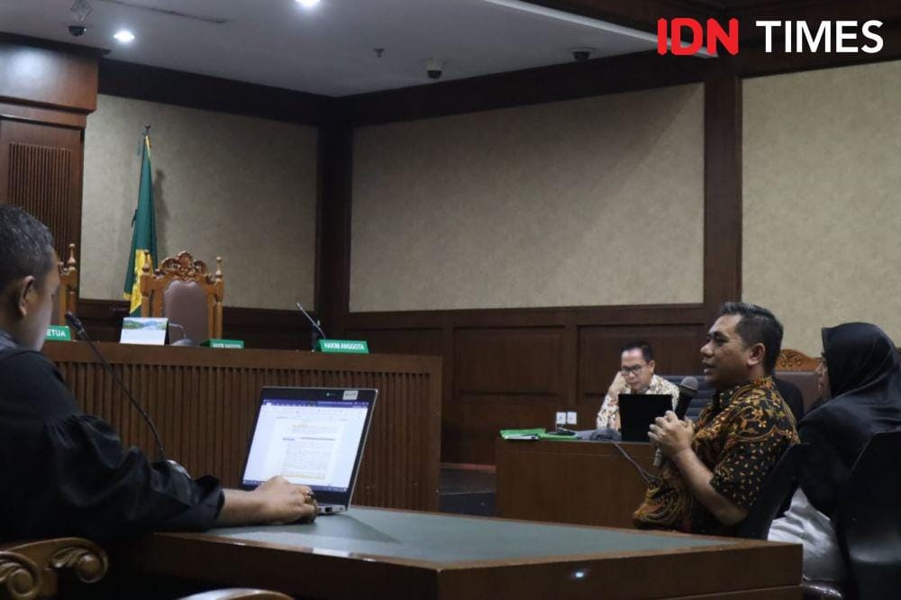 Pemanggilan saksi di sidang Wawan (IDN Times/Muhamad Iqbal)
