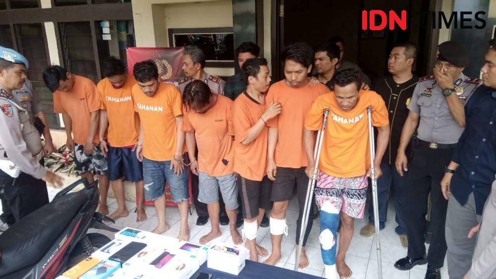 Komplotan spesialis pencuri ponsel di Bandung (IDN Times/Galih Persiana)