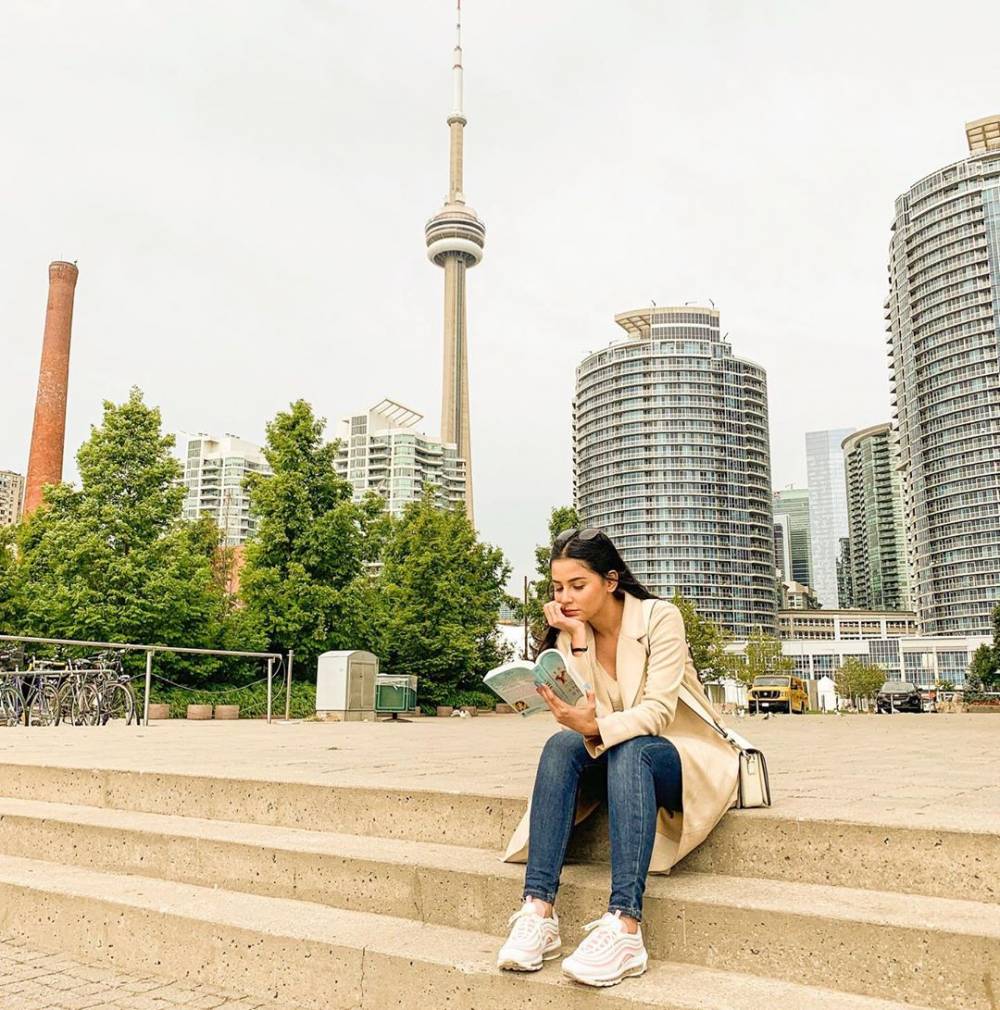 Instagram.com/yunitasiregar