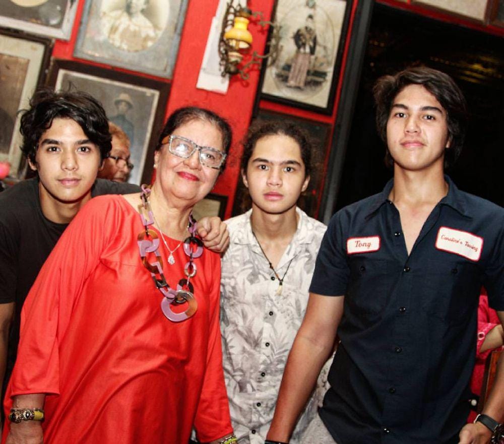 instagram.com/shellcius