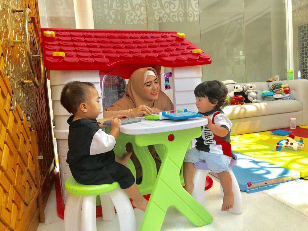 Instagram.com/apriljasmine85