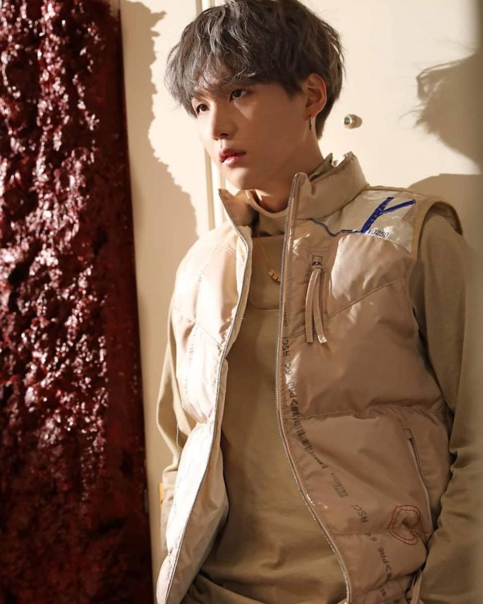 Instagram.com/bighituniverse.id