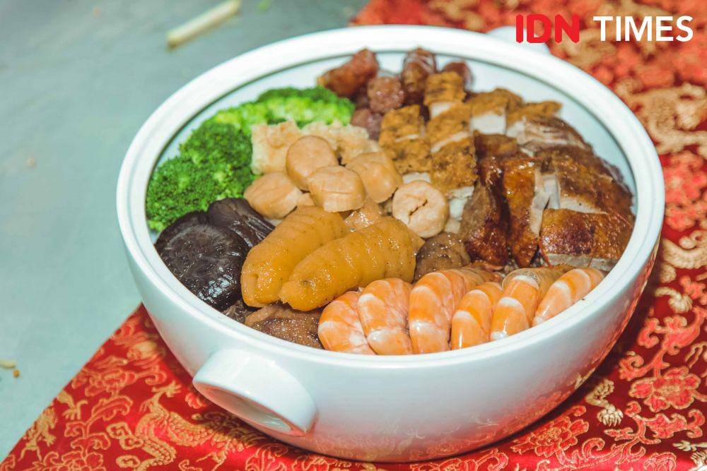 Salah satu menu spesial Imlek di JW Marriott Surabaya, pen cai (IDN Times/Reza Iqbal)