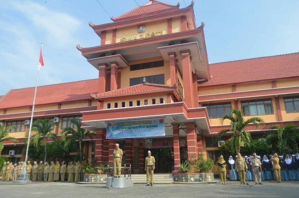 SMA Negeri 2 Pati. Instagram.com/smanegeri2pati