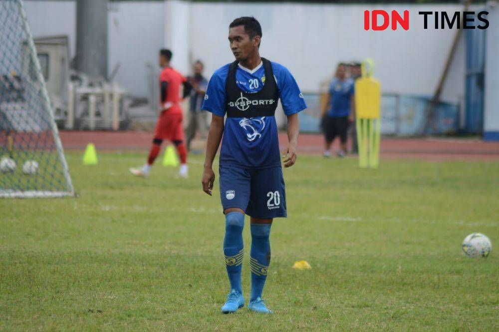 Beni Oktovianto resmi bergabung dengan Persib (IDN Times/Galih Persiana)