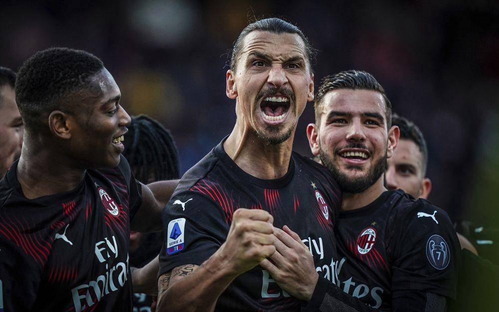 Zlatan Ibrahimovic rayakan gol perdananya bagi AC Milan di periode kedua. Twitter/@foxsoccer
