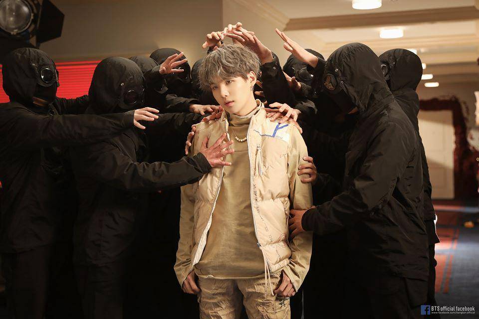 facebook.com/bangtan.official
