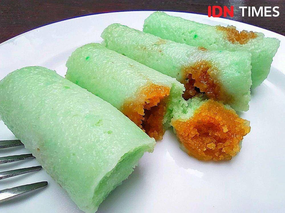 Kue Putu. (IDN Times/Wildan Ibnu)