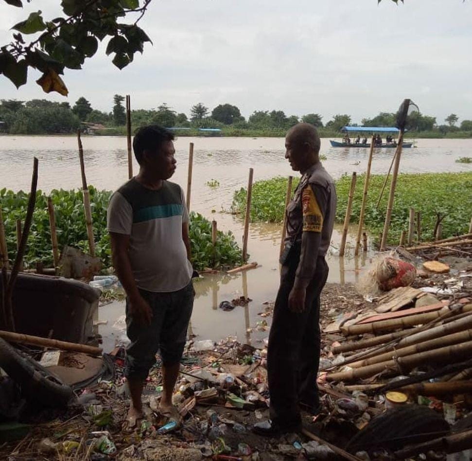 Petugas Polsek Tamalate / Polsek Tamalate