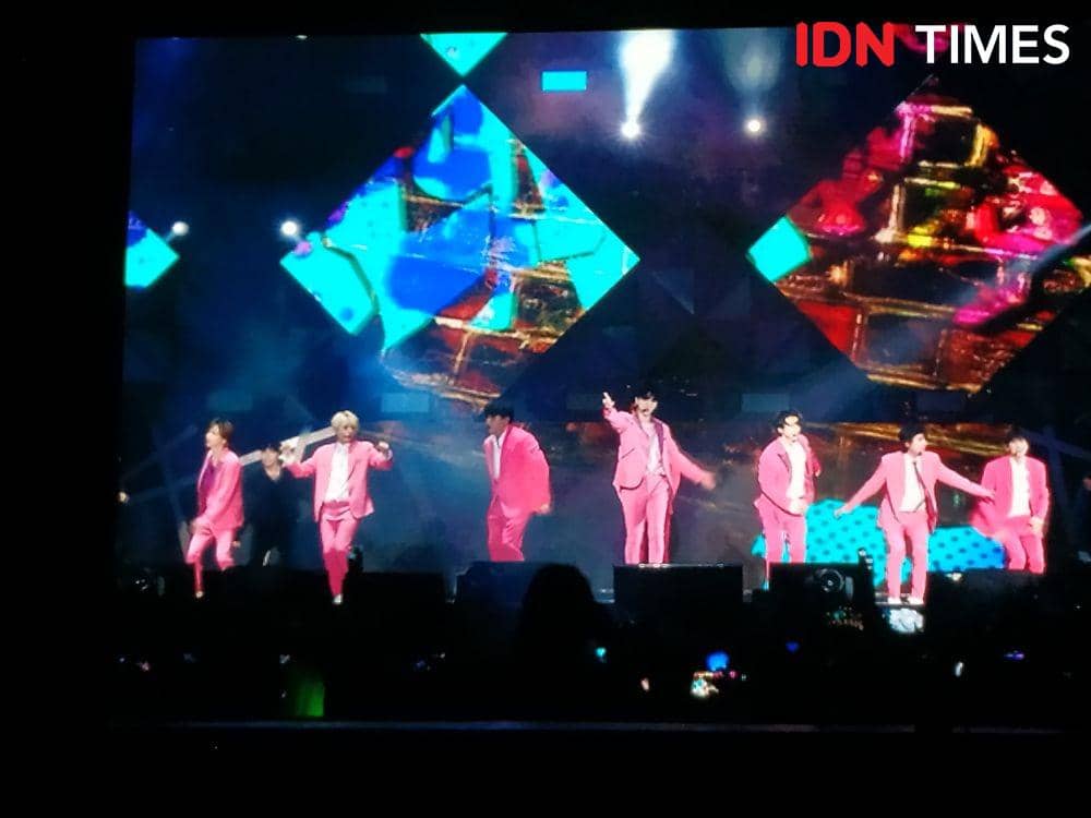 Super Junior saat konser Super Show 8 di ICE BSD,Tangerang. 11 Januari 2020. IDN Times/Nadia Umara