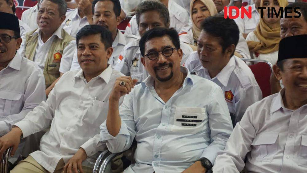 Mantan Kapolda Jawa Timur dan juga Ketua Tim Kampanye Daerah (TKD) Joko "Jokowi" Widodo-Ma'ruf Amin Jatim, Machfud Arifin saat ditemui di DPD Partai Gerindra Jatim, Sabtu (11/1). IDN Times/Fitria Madia