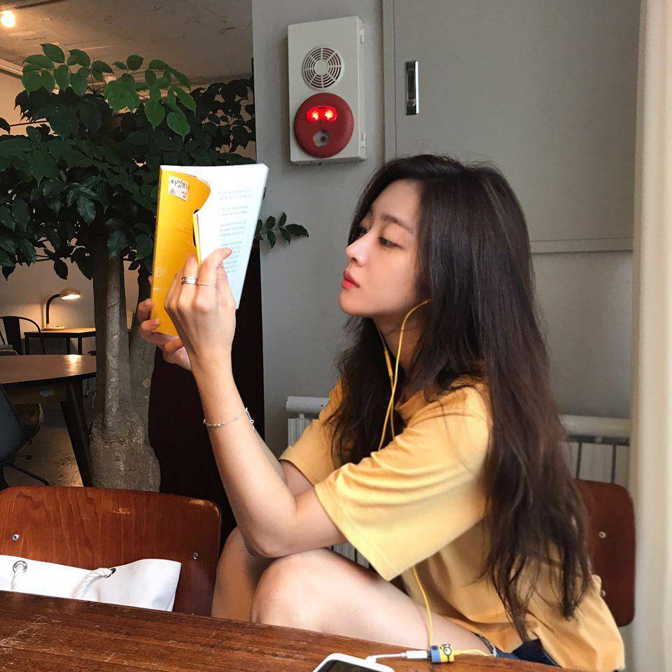 instagram.com/@xxadoraa