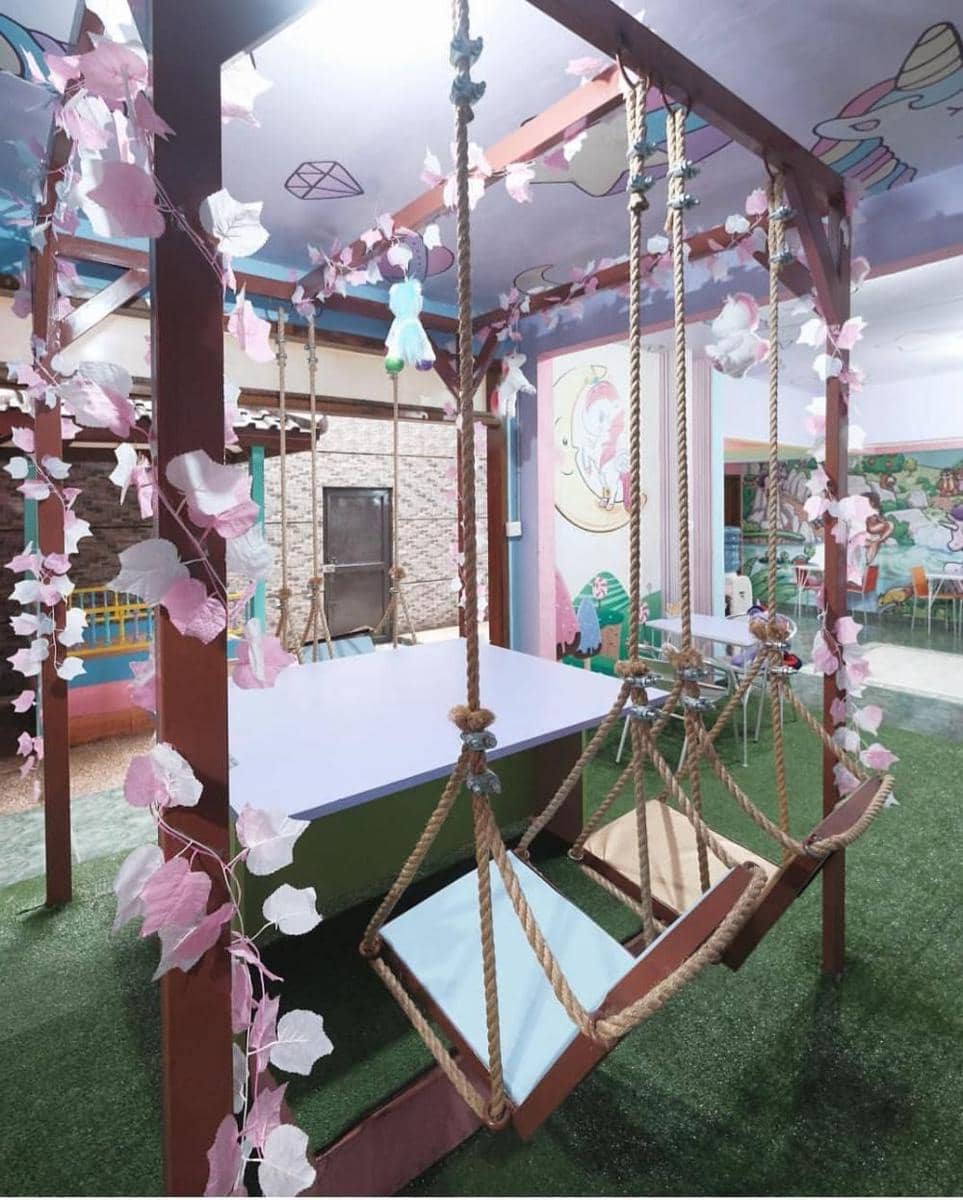 Instagram @house_of_unicorn_bdg