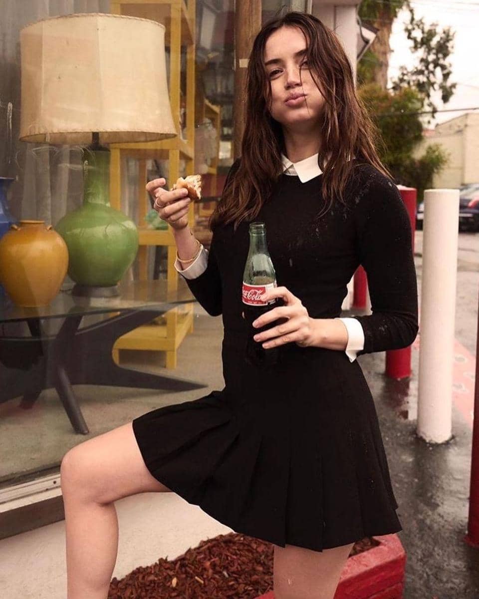 Instagram.com/ana_d_armas/