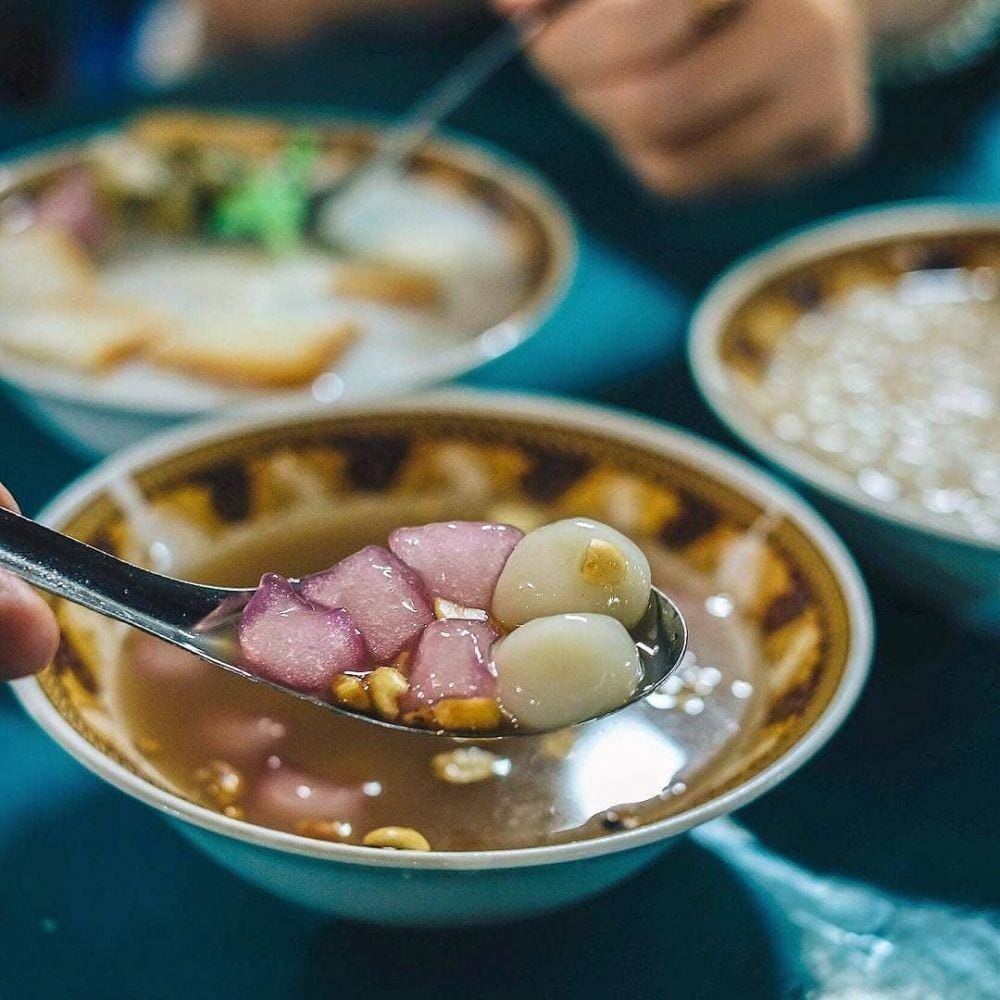 instagram.com/amandaakohar