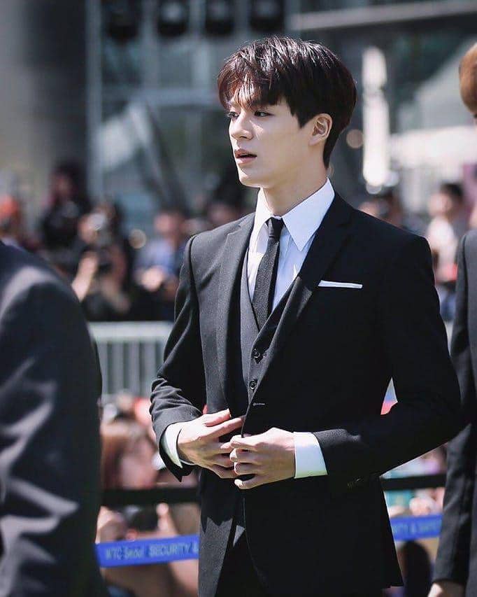 instagram.com/jeno_oppa