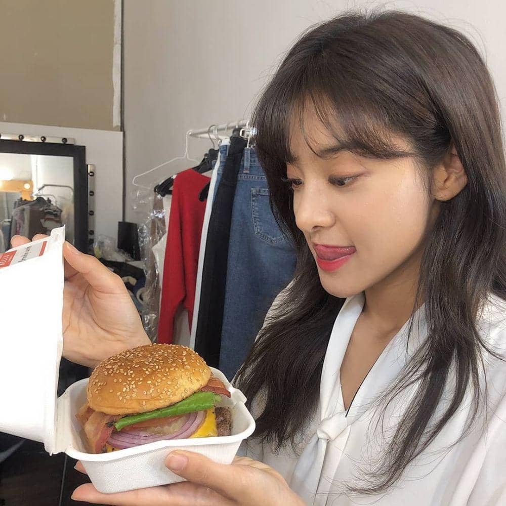 instagram.com/_seorina