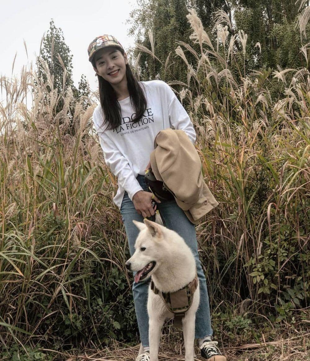 instagram.com/_seorina