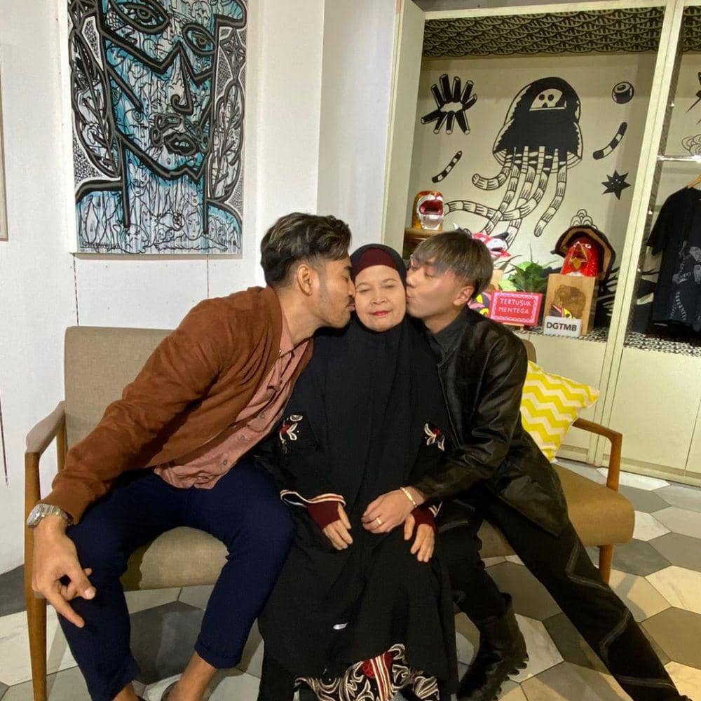 instagram.com/roykiyoshi