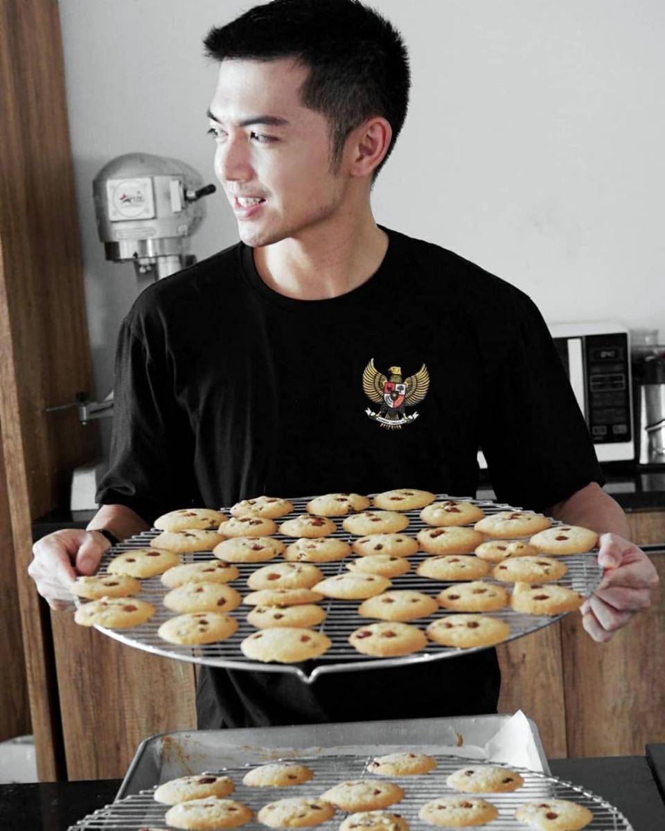 Instagram.com/nickytirta