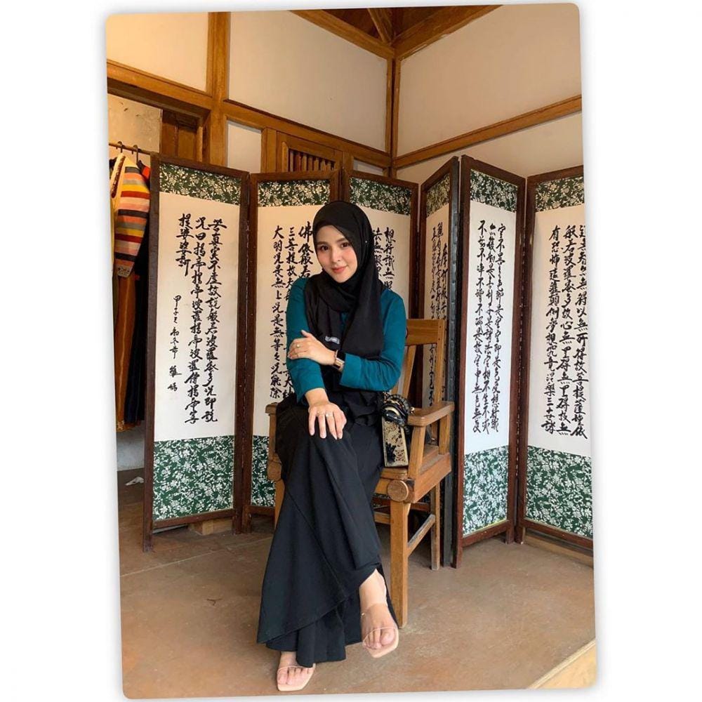 instagram.com/thyasethyaa