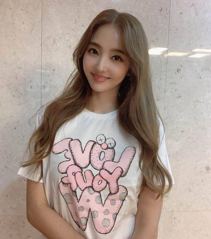 instagram.com/han_chae_young_