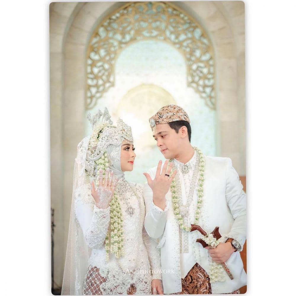 instagram.com/thyasethyaa