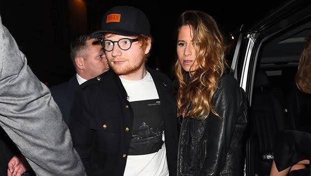 hollywoodlife.com