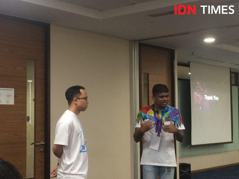 Manoharan Karthigasu bersama Senior Manager Newsroom Bukalapak dalam sesi QnA. 11 Januari 2020. IDN Times/M. Tarmizi Murdianto