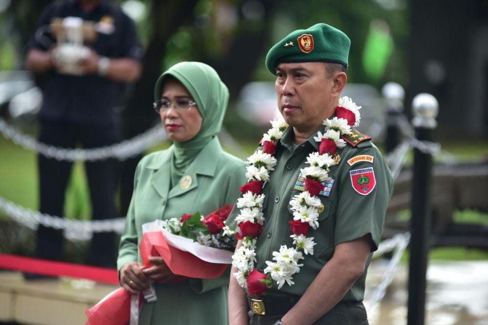 Pandang XIV/Hasanuddin Mayjen TNI Andi Sumangerukka / Kodam XIV/Hasanuddin
