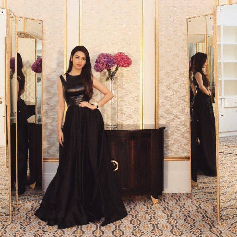 instagram.com/vaelovexia