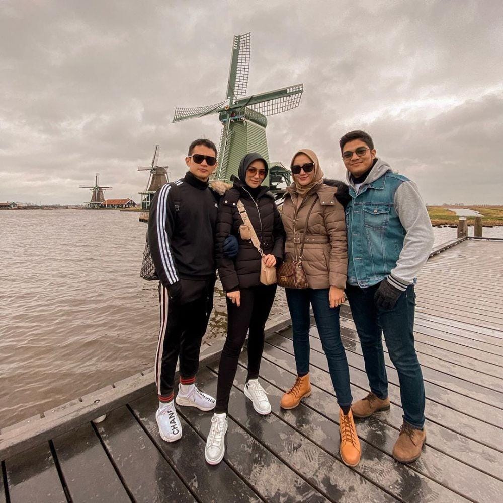 instagram.com/ericaputrii