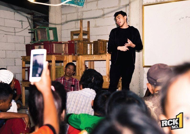 instagram.com/robclintonkardinal