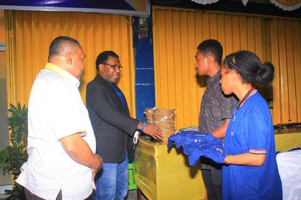 facebook.com/papualanguageinstitute