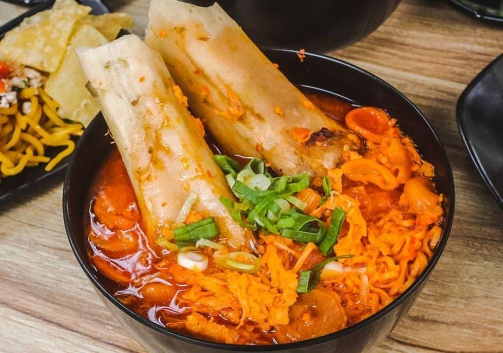 instagram.com/otwfoodstreet