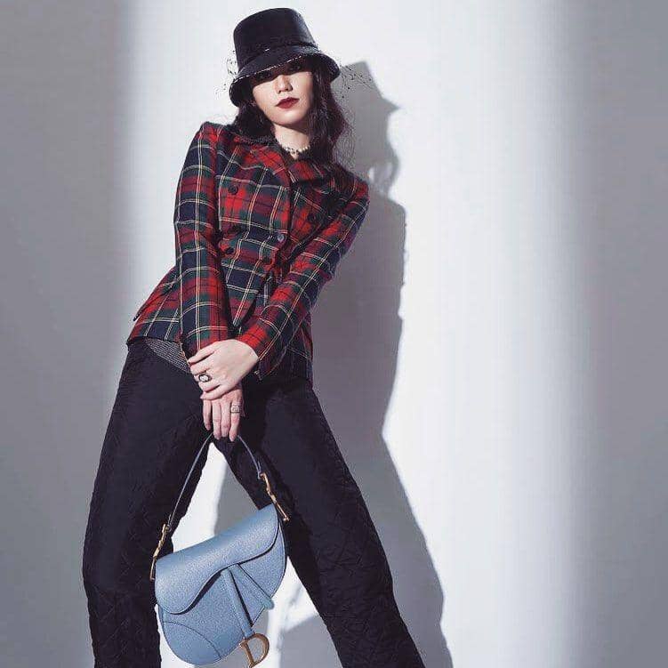 instagram.com/vaelovexia