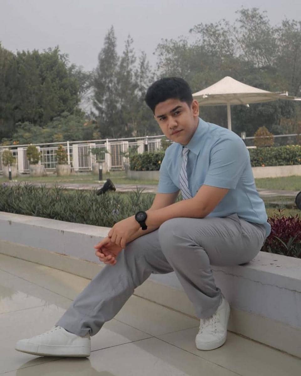 instagram.com/syakirdaulay