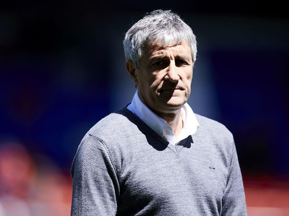 Quique Setien resmi diangkat sebagai pelatih baru FC Barcelona. Twitter/@SquawkaNews