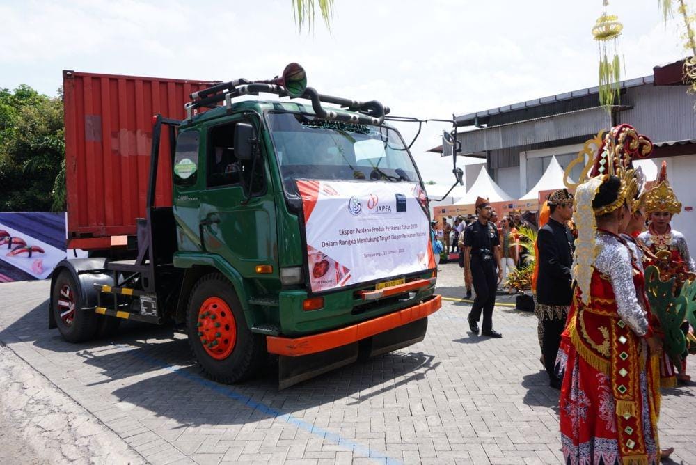 Ekspor produk budidaya perikanan di awal tahun 2020 senilai Rp 13 miliar, mulai dari olahan sidat, fillet, ikan tilapia dan pakan udang. Produk tersebut diekspor ke Jepang, Amerika Filipina dan Timor Leste. IDN Times/Mohamad Ulil Albab