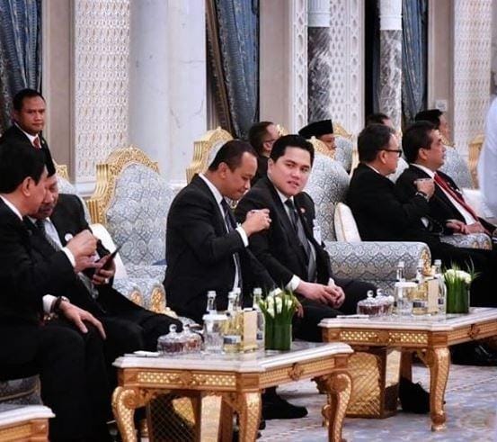 Menteri BUMN Erick Thohir dan delegasi Indonesia di UEA, Instagram/@erickthohir