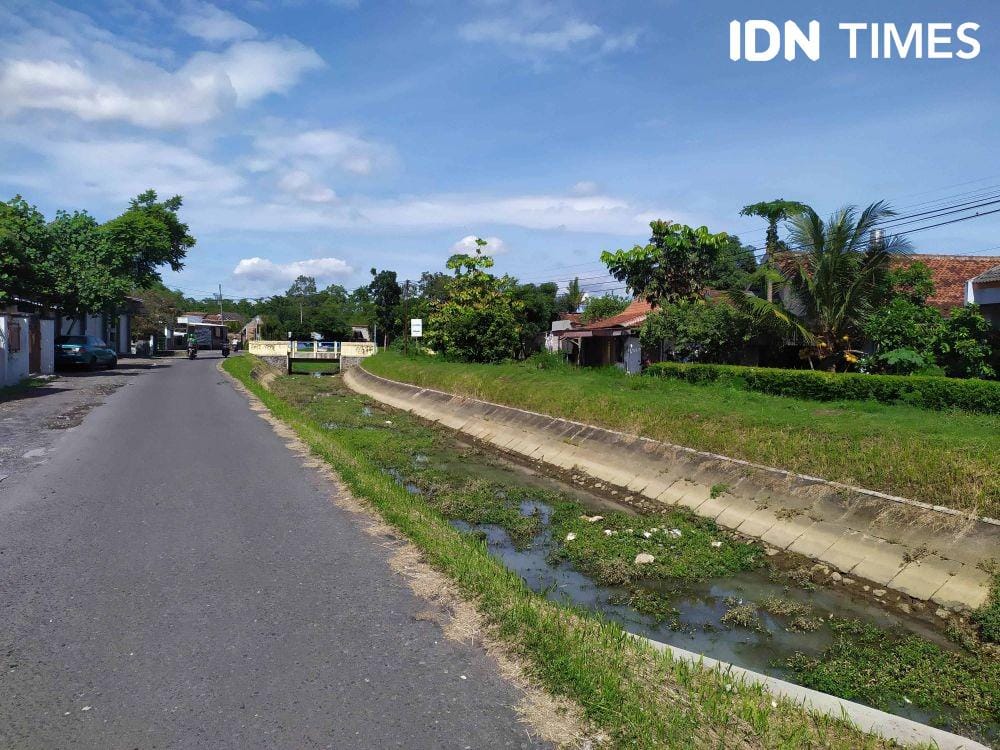 Ilustrasi Selokan Mataram. IDN Times/Siti Umaiyah